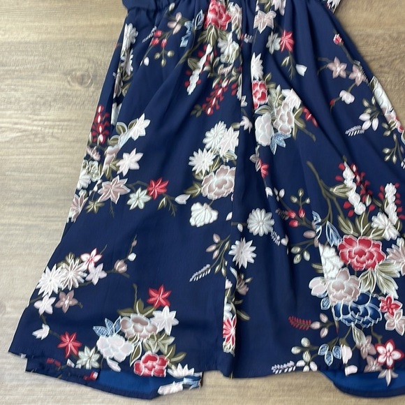 Lush Women’s Navy Blue Floral Spaghetti Strap Mini Dress, size Small - Picture 13 of 13